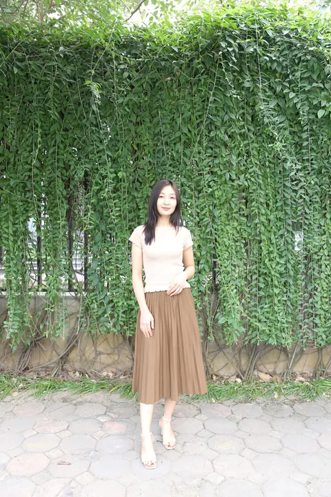 Japanese Woman Poses Outdoors Fully Clothed – photo 11 of 20