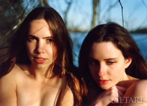 Hairy Lesbians Lick and Finger Each Other on the Grass – photo 21 of 21