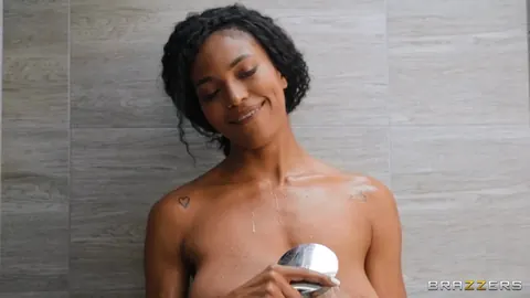 Billie Star: Ebony Czech Babe with Big Tits Enjoys Interracial Threesome in the Gym – photo 6 of 21