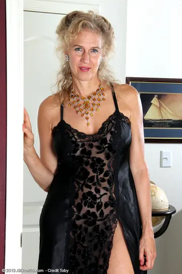 Mature British Blonde Strips Off Her Dress to Finger Her Pussy and Spread Wide