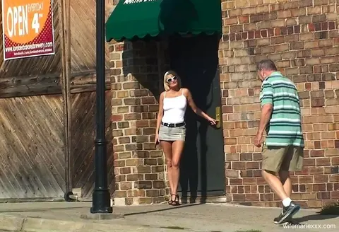 Marie Wadsworthy: Busty Blonde MILF Sucks Cock and Spreads Her Pussy Outdoors – photo 7 of 15
