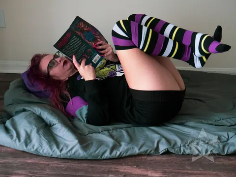 Savanna Star: Busty Redhead MILF Poses in Stockings and Glasses – photo 5 of 15