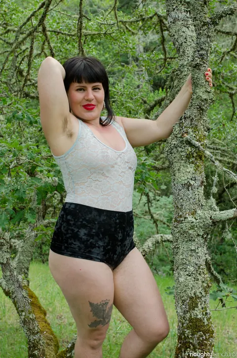 Olivia Rose: Chubby Blonde Undresses Outdoors and Shows Her Hairy Pussy – photo 3 of 21