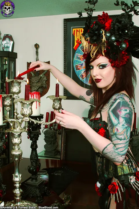 Penny Poison: Inked Redhead in Lingerie Spreads and Flaunts Split Tongue – photo 4 of 15