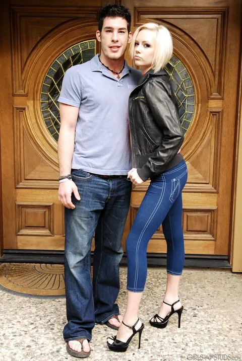 Madison Mason: Blonde in Jeans and High Heels Sucks and Fucks by the Pool – photo 1 of 15