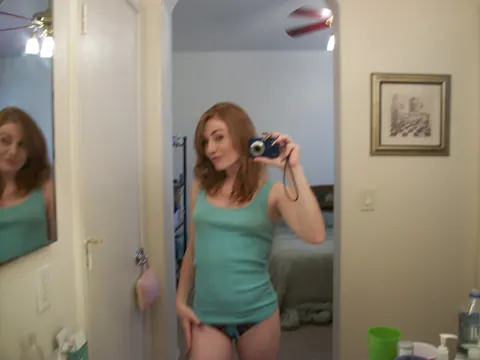 Lucy Fire: Petite Redhead Fingers Her Pussy in a Mirror Selfie – photo 18 of 21