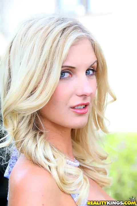 Natalie Nice: Tall Blonde Flashes Her Big Tits and Panties Outdoors in a Dress – photo 13 of 16
