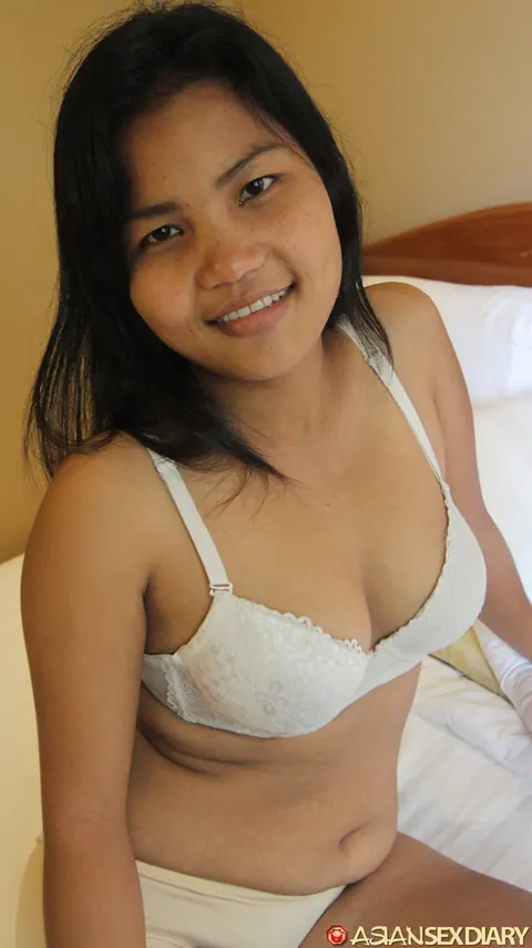 Asian Amateur Takes a Creampie in POV – photo 5 of 15