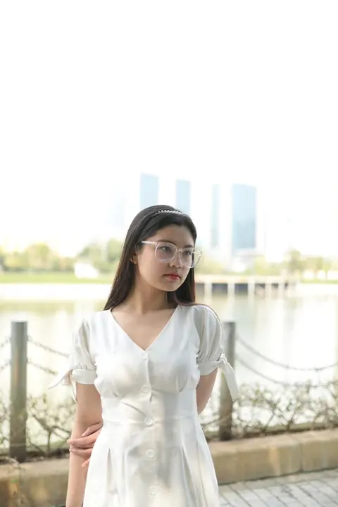 Petite Asian Brunette Strips Out of Her Dress in Public – photo 4 of 21
