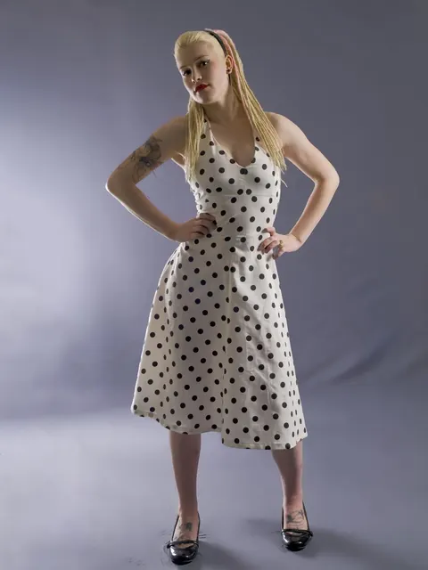 Blonde Flashes Her Big Tits in a Dress – photo 15 of 21