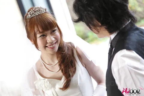 Japanese Bride Undresses and Takes a Creampie – photo 1 of 21