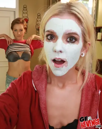 Halle Von – Short-Haired Blonde in Lingerie Licks Pussy in the Bathroom
