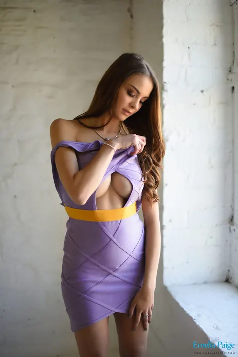 Emelia Paige: Brunette with Enhanced Tits Strips Out of Her Dress and Thong – photo 8 of 16