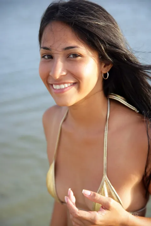 Ruth Medina: Slim Latina Brunette Spreads Her Pussy in a Bikini Outdoors – photo 1 of 21
