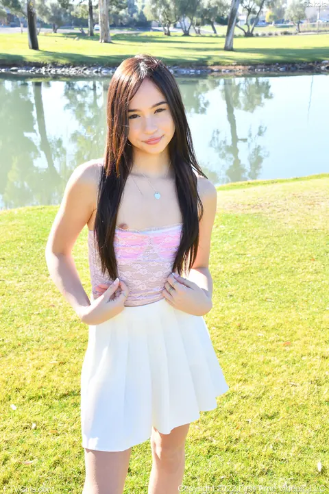 Dakota Tyler: Petite Amateur Flashes Her Natural Tits and Handstands by the River – photo 14 of 20