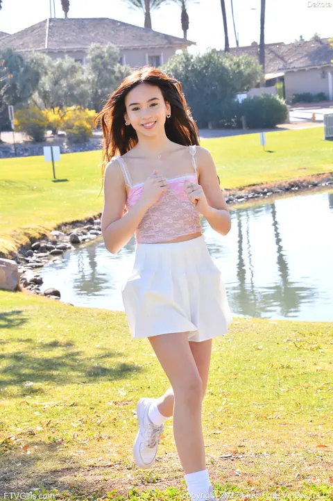 Dakota Tyler: Petite Amateur Flashes Her Natural Tits and Handstands by the River – photo 5 of 20