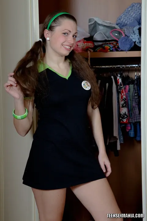 PAWG Takes Hard Anal in Her Skirt – photo 1 of 15