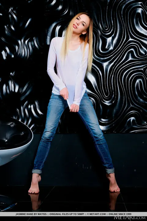 Jasmine Hane: Tall Brunette Strips Out of Her Jeans and Spreads – photo 2 of 18