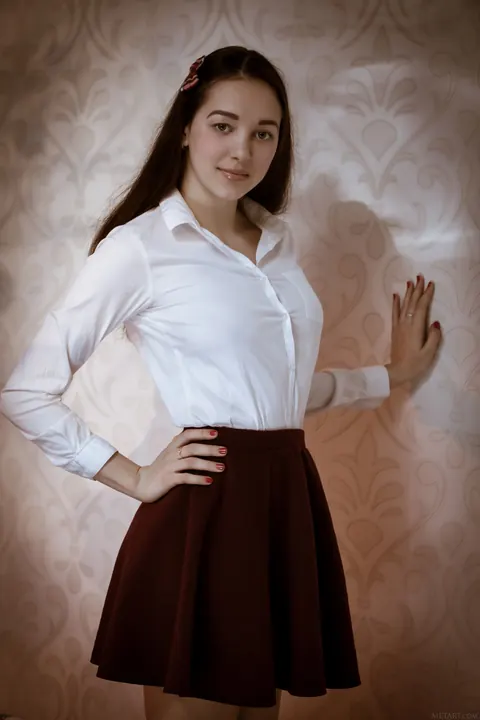 Solange: Asian Brunette with Enhanced Tits Spreads Her Pussy – photo 1 of 21