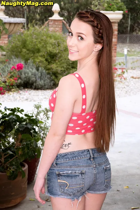 Serenity Jones: Petite Redhead with Tattoo Spreads Her Pussy Outdoors – photo 2 of 17