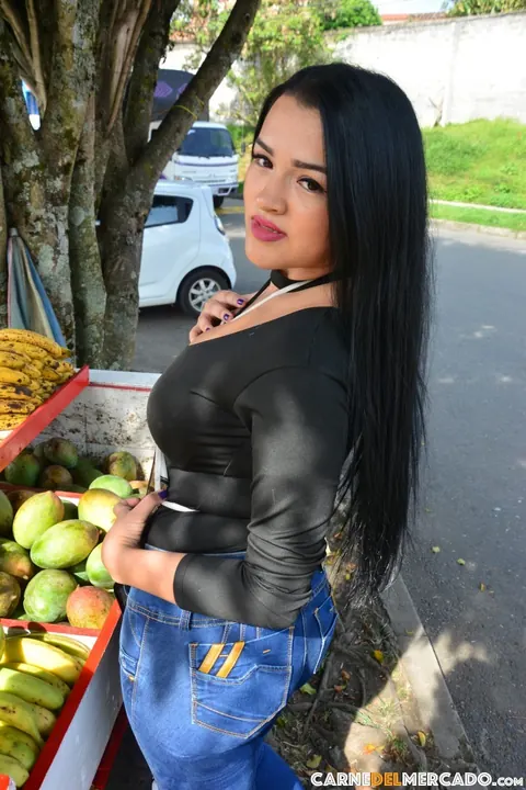 Maria Del Rosario: Colombian Brunette with Big Tits Spreads Outdoors – photo 12 of 19
