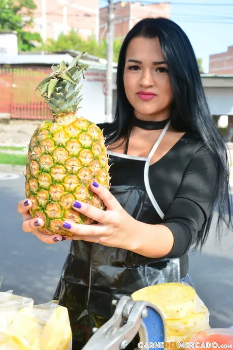 Maria Del Rosario: Colombian Brunette with Big Tits Spreads Outdoors – photo 15 of 19