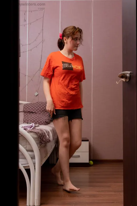 Thick Redhead Poses in Lingerie and Shorts Showing Her Curves – photo 20 of 20