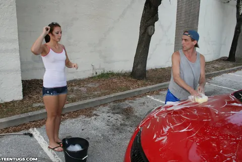 Short-Haired Woman Gives a Handjob in a Public Car – photo 5 of 20
