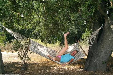 Amateur MILF Fingers Her Ass on a Hammock Outdoors – photo 2 of 21