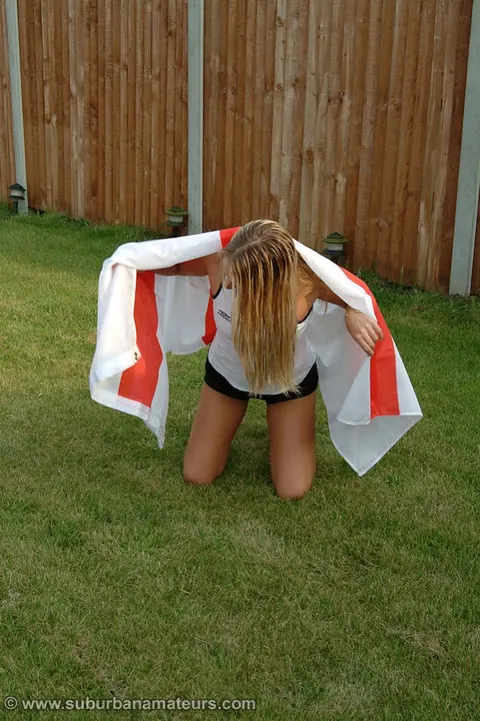 Thick British Blonde Flashes Her Big Ass in the Garden – photo 2 of 21