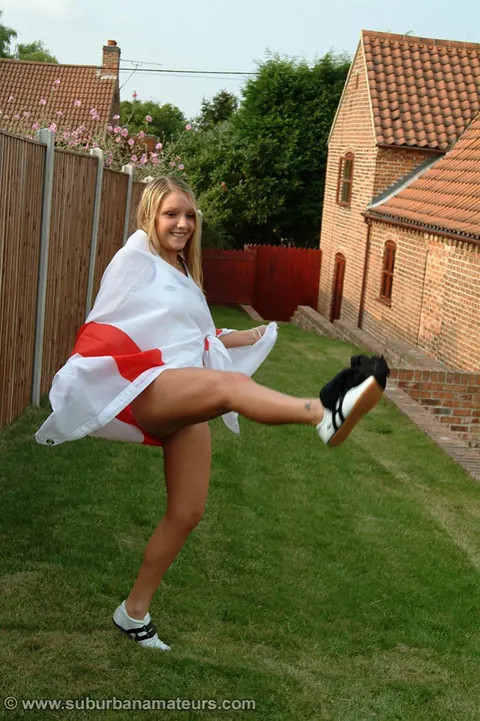 Thick British Blonde Flashes Her Big Ass in the Garden – photo 6 of 21