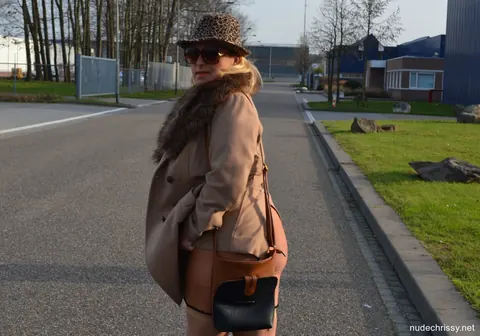 Nudechrissy: Curvy Dutch MILF Shows Off Her Big Tits in Stockings Outdoors – photo 14 of 15