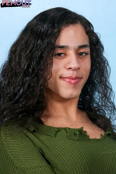 Thick Trans Woman Poses in a Skirt and Shows Her Big Ass – photo 2 of 16