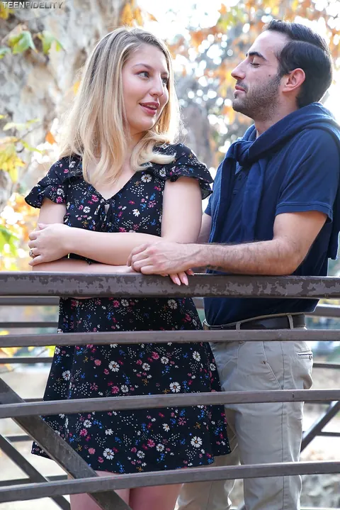 Lila Frey: Blonde with Big Natural Tits Sucks and Rides Her Boyfriend – photo 3 of 21