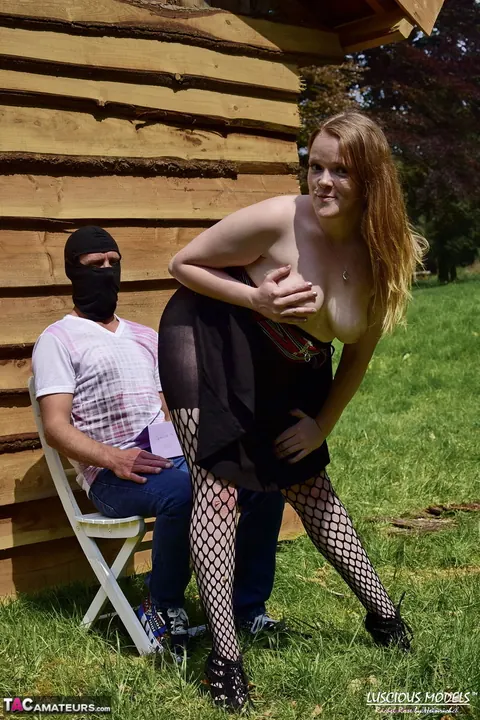 Rachel Rose: Latina BBW Redhead Masturbates and Spreads Outdoors – photo 14 of 16