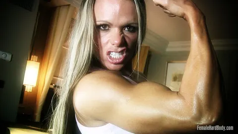 Larissa Reis: Blonde MILF with Big Tits Poses in a Mini Skirt – photo 16 of 21