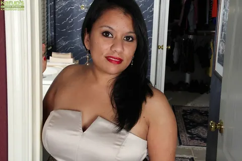 Lucey Perez: Busty Latina MILF Strips Out of Her Skirt and Bares All – photo 1 of 16