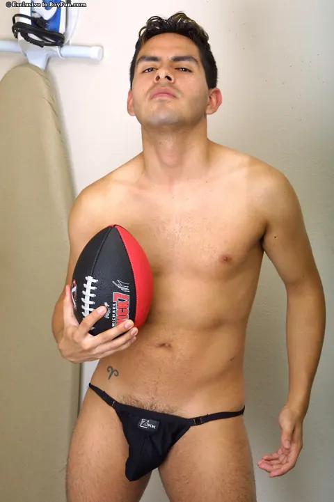 Hairy Guy Fingers His Ass and Spreads Wide for the Camera – photo 6 of 21