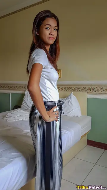 Hairy Filipina Gives POV Blowjob and Takes a Facial