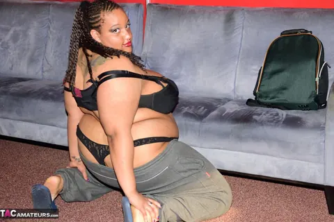 Mature Ebony BBW Strips to Thong and Shows Off Her Body – photo 5 of 20