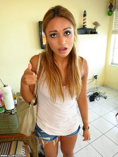 Latina Gives a POV Handjob and a Blowjob – photo 4 of 21