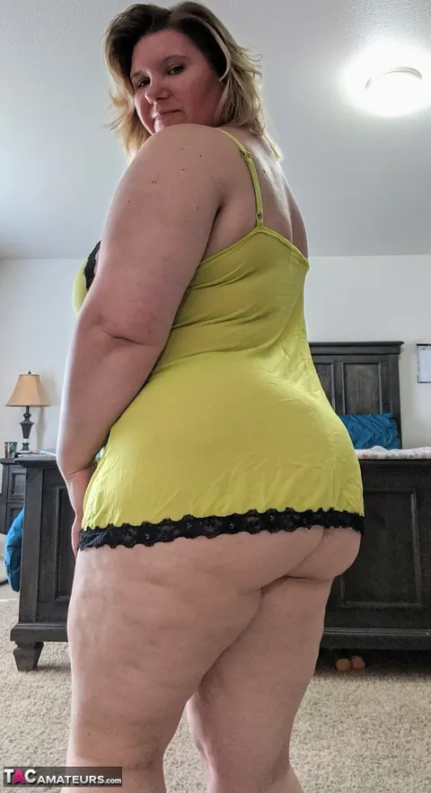 Busty Kris Ann: Mature Blonde with Big Tits Sheds Her Lingerie in the Bedroom – photo 13 of 20