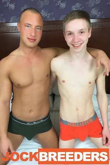 Twink Sucks Cock and Takes Anal from Bodybuilder