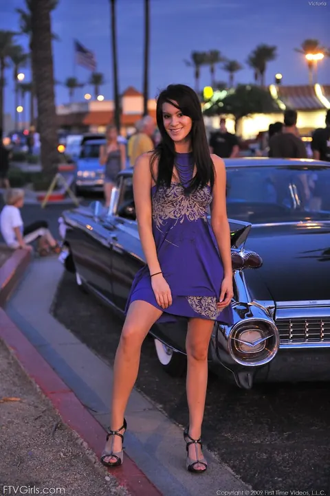 Talia Shepard: Busty Brunette Fists Herself and Uses a Dildo Outdoors in Heels – photo 20 of 20