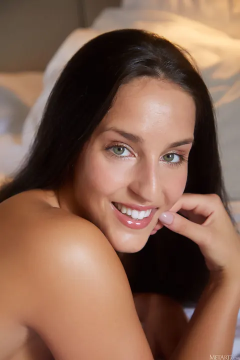 Brunette Strips Nude and Poses from All Angles – photo 5 of 21