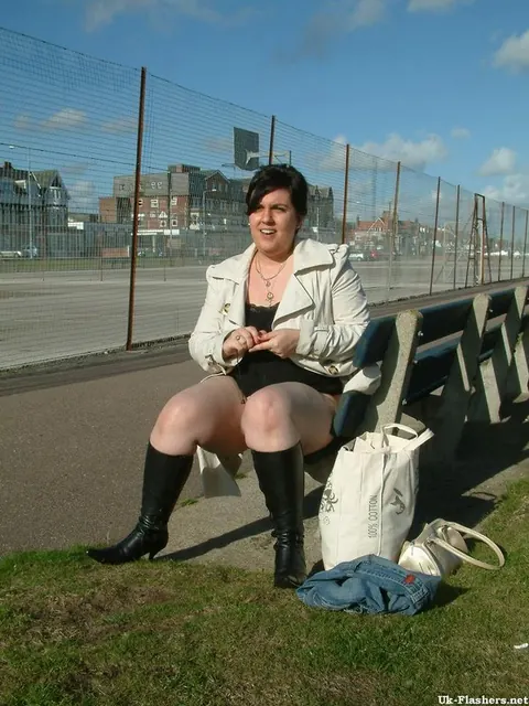 Brunette BBW Flashes and Masturbates with a Dildo on a Public Bench – photo 3 of 12