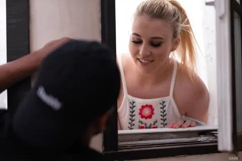 Kinsley Anne: Blonde in Shorts Sucks BBC and Takes Cum on Her Ass – photo 4 of 19
