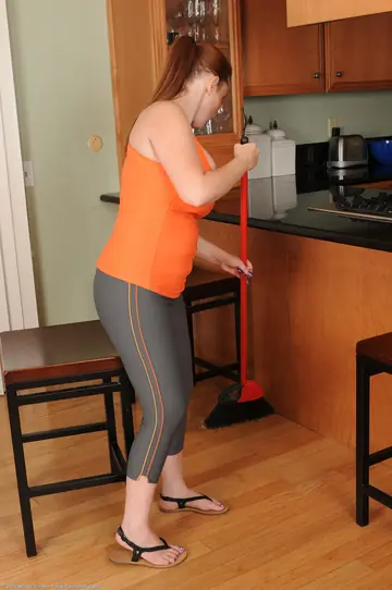 Curvy Redhead MILF Strips Off Her Yoga Pants in the Kitchen