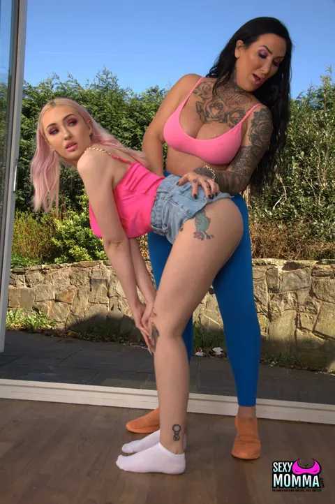 Ella Bella: Petite Tattooed MILF Undresses and Uses a Dildo with Female Partner – photo 3 of 21