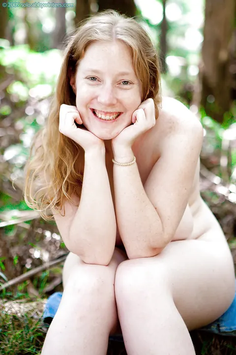 BBW with Big Tits Fingers Her Shaved Pussy in the Woods – photo 16 of 16